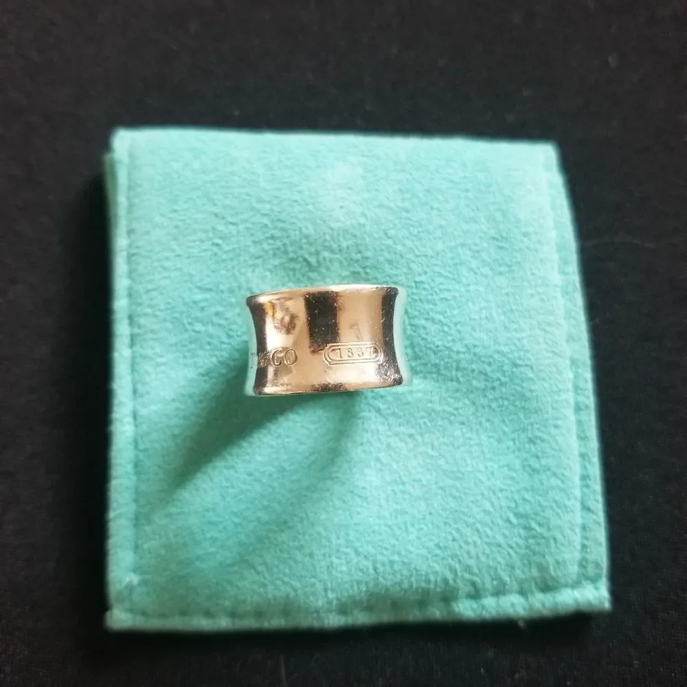 Tiffany & Co. Wide Concave Ring